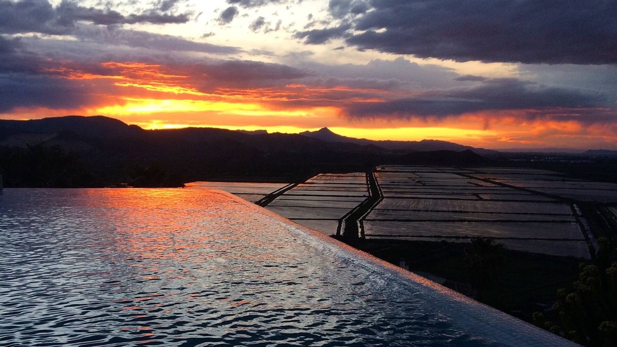 Monte Pego Villa | DENIA Villa 4 or 6 pers. infinity pool, spectacular mountain and sea views,