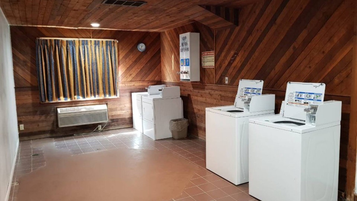 Denison Hotel | Denison Inn & Suites