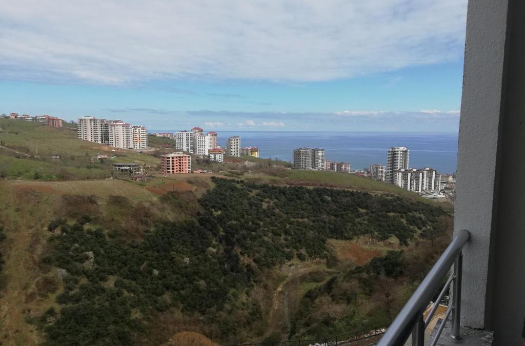 Yomra Apartment | Deniz manzaralı lüks daire
