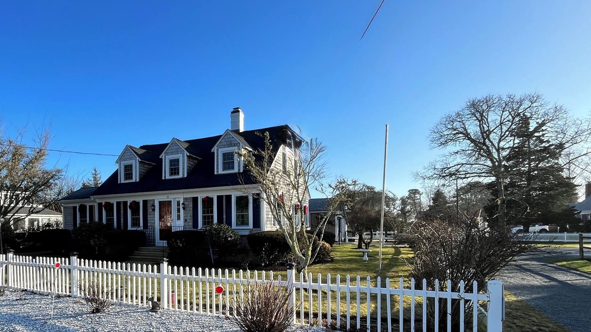 Dennis Port House | Dennisport! Walk to 3 Public Beaches! Charming 4-bedroom 3 bath House with AC