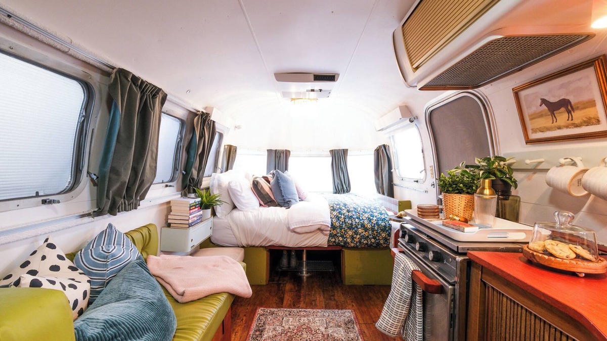 Overland House | Denver Airstream | Close to Levitt, Golf and Great Eats