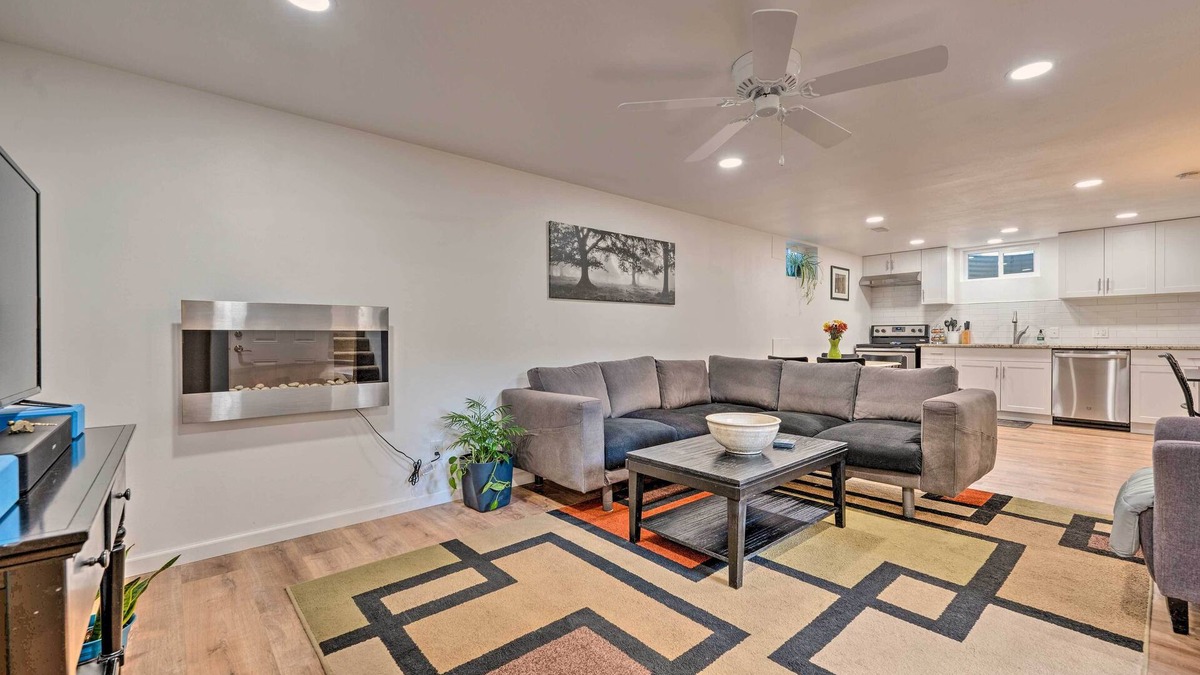 Club Crest House | Denver Area Duplex w/Patio: Walk to Park!