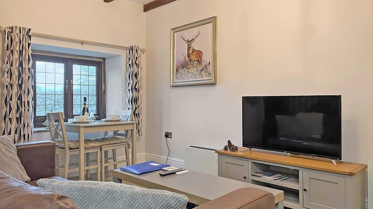 Monyash Cottage | Denver Cottage - UK46029