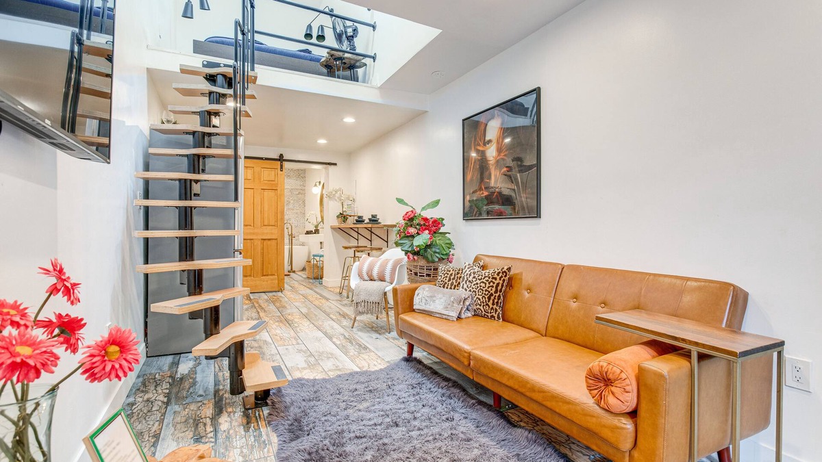 Capitol Hill Apartment | Denver Tiny House: Walk to Cafes, Bars, Eateries!
