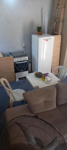 Luque Apartment | Depa económico, con baño privado, Heladera, tv, AA, Wifi