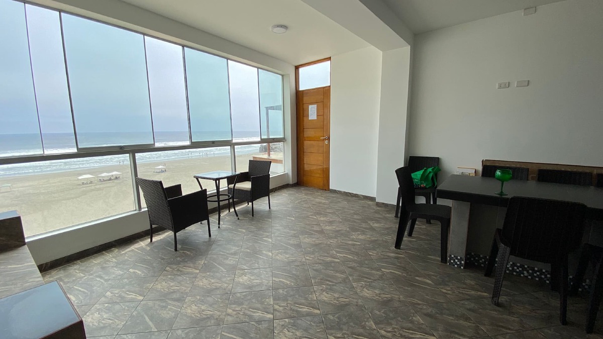 Cerro Azul House | Departamento Dúplex Frente al Mar, Ubicado en Playa Los Delfines, Cerro Azul