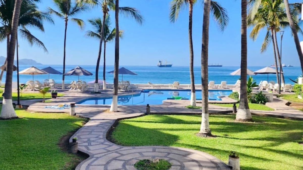 Manzanillo Apartment | Departamento Frente a la Playa, Salagua Manzanillo