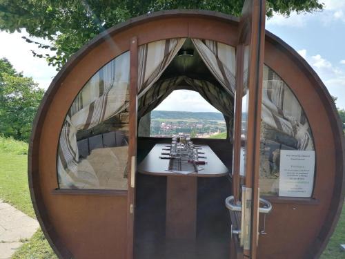 Sommerhausen Other | Der Kirschberghof Weinfass-Lodge