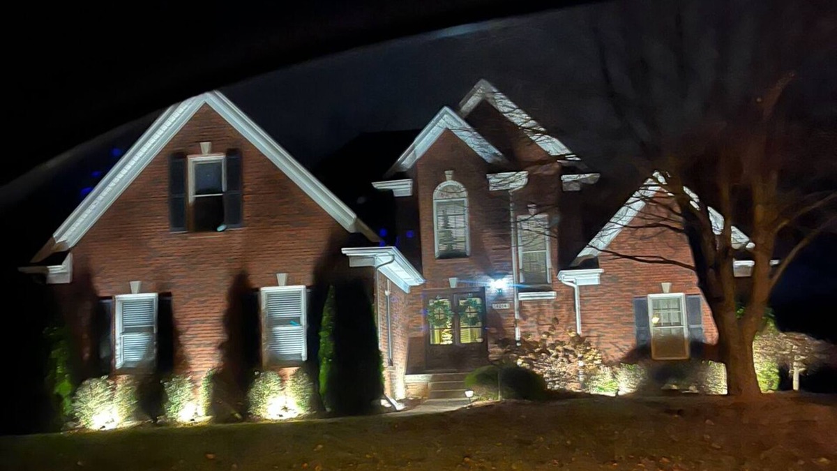 Buechel House | Derby/PGA East End 4 Bedroom Home with additional sleeping area