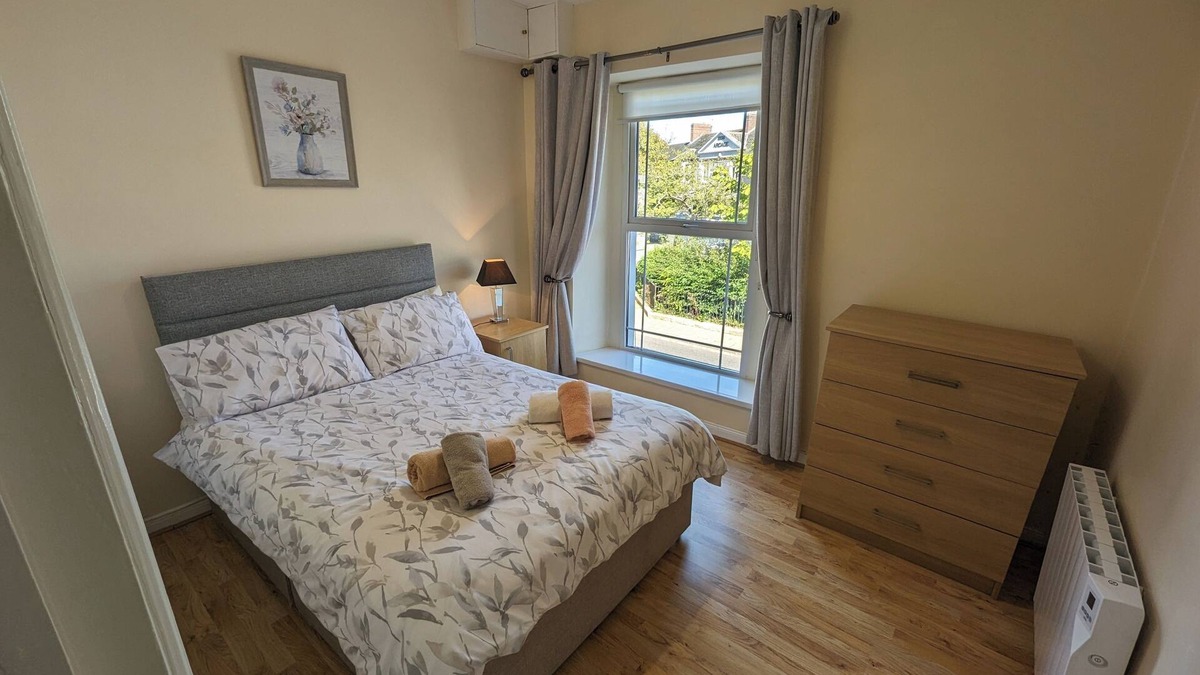 Castlederg Apartment | Derg Valley Apartments : self-catering accommodation : 2 bedroom (sleeps 4)