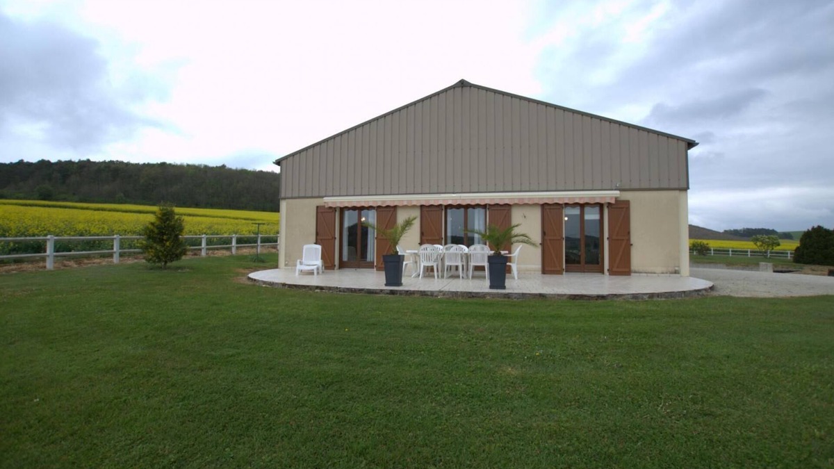 Avirey-Lingey House | Derrière les Champs - Avirey Lingey