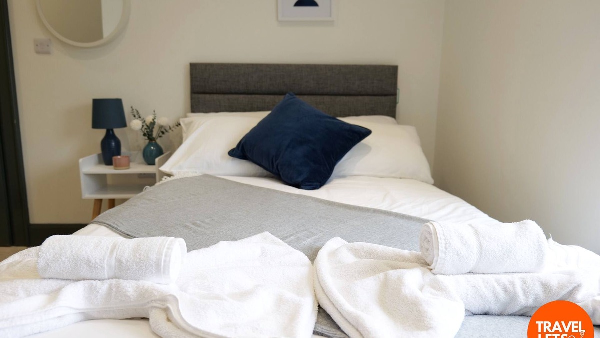 Londonderry Apartment | Derry City, Northern Ireland - Waterside Rooms (Room 4)