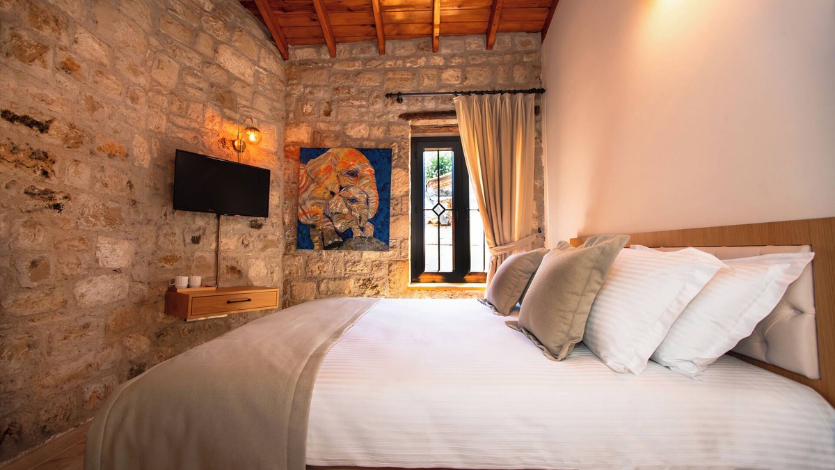 Urla Hotel | Dervis Bey Konagi