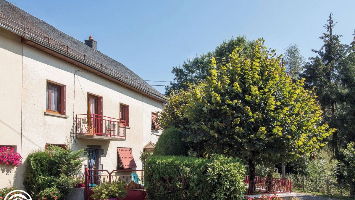 Saint-Julien-Puy-Laveze House | des Hirondelles - Saint-julien-puy-laveze