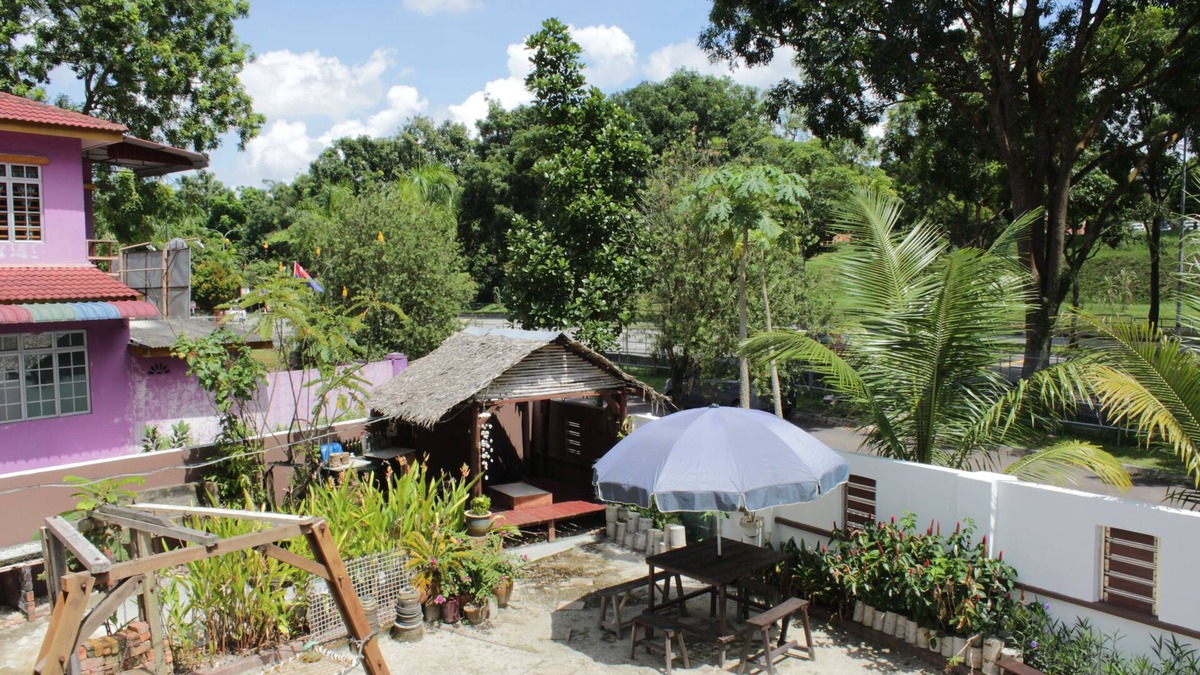 Taman Desa Tebrau House | DesaTebrau NewStar Homestay - Wedding Bridal House