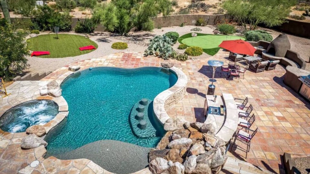 North Scottsdale House | Desert Calm · New Desert Calm Scottsdale 4 Bedroom Pool & Spa