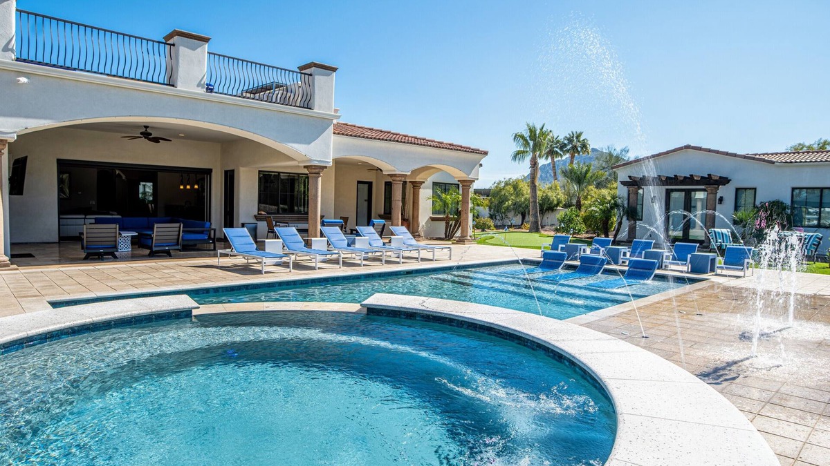 Paradise Valley House | Desert Dreams & Poolside Scenes—The Ultimate Getaway