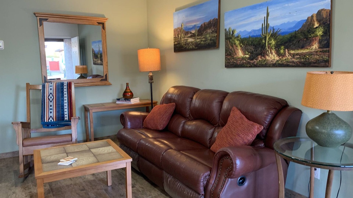 Limberlost House | Desert Morada Casita J: 2 Bedroom 1 Bath Dog Friendly maximum 2-NO OTHER PETS