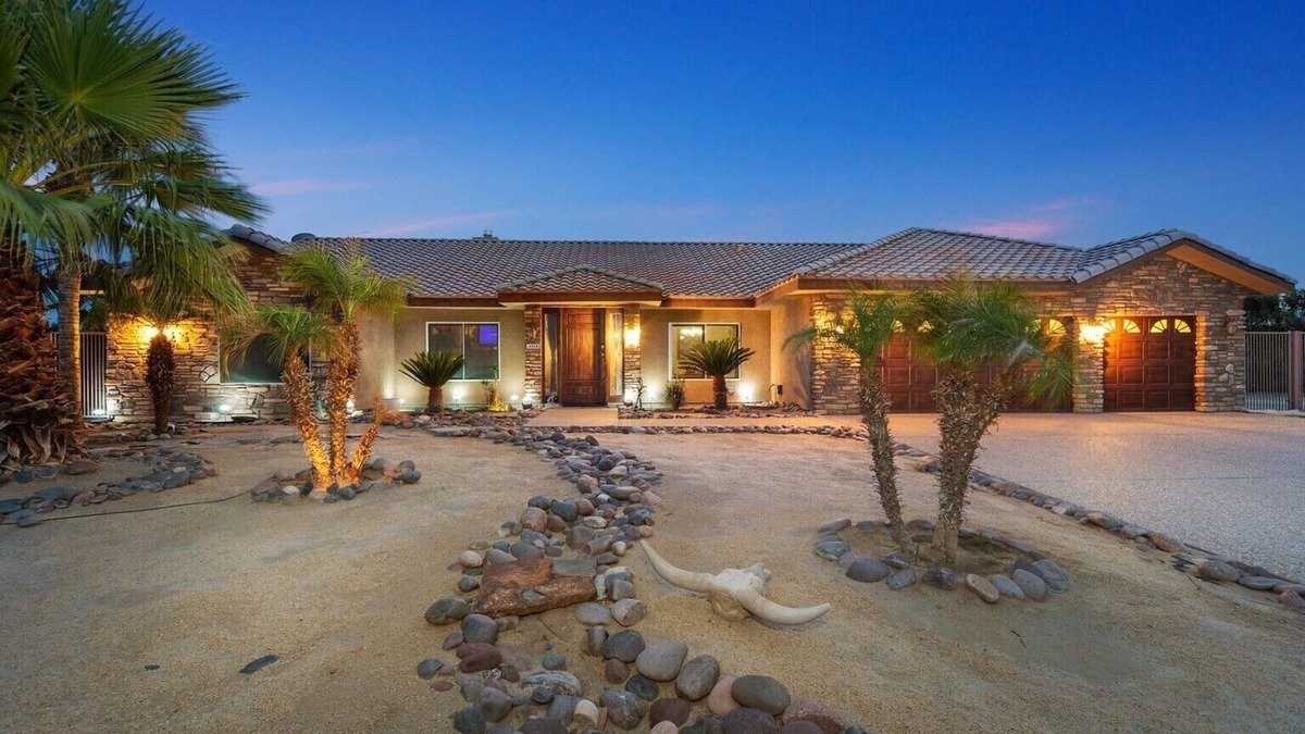 Bermuda Dunes House | Desert Oasis Large Pool Spa - 4 Bedroom - Bermuda Dunes - 7 day Speacial Rate
