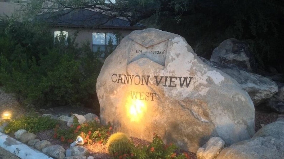 Tucson Condo | DESERT PARADISE! CANYON VIEW AT VENTANA GROUND FLOOR UNIT