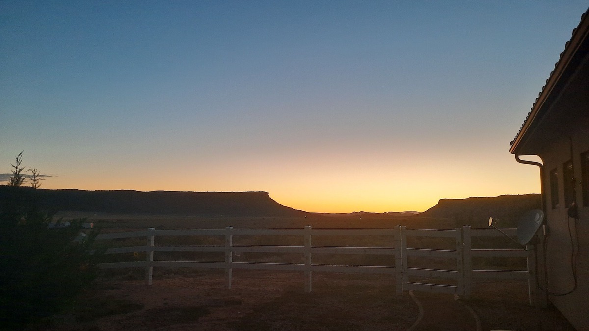 Apple Valley Apartment | Desert Paradise for Mnt Bikers and Hikers. From Gooseberry Mesa to Wire Mesa!