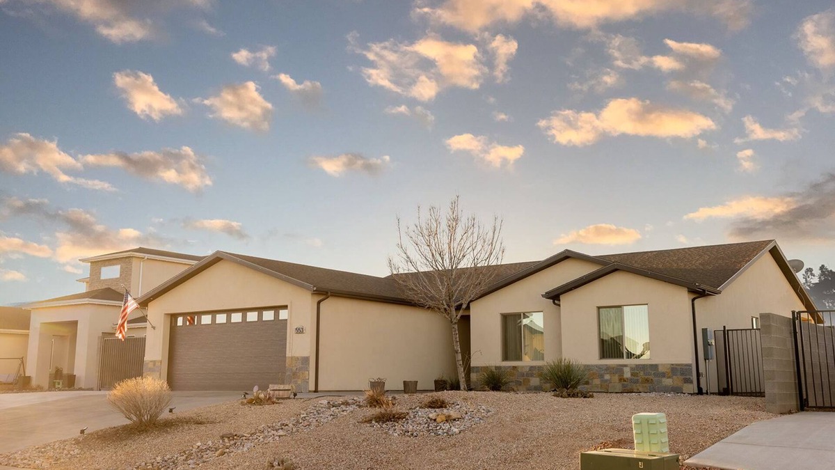 Page House | Desert Ranch