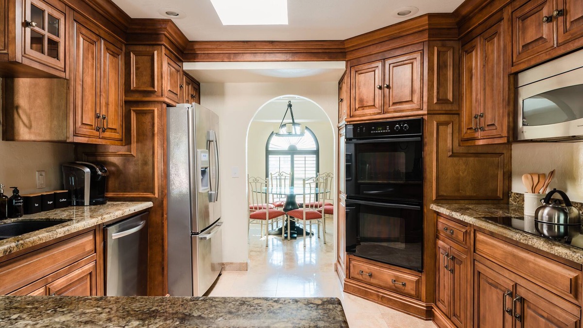 Paradise Valley Village Villa | Desert Ridge by AvantStay | Spacious Oasis w/ Pool & Hot Tub