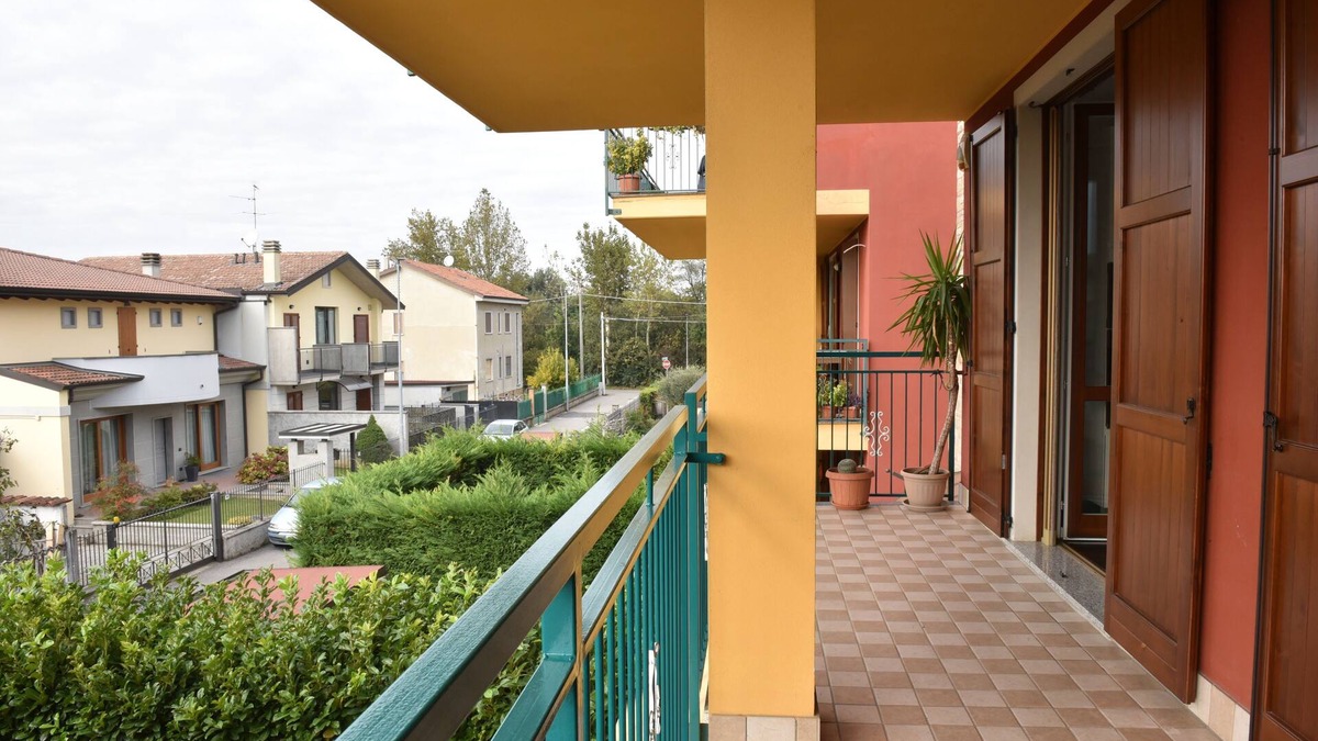 Romano di Lombardia Apartment | Design & Comfort near BGY/MILAN