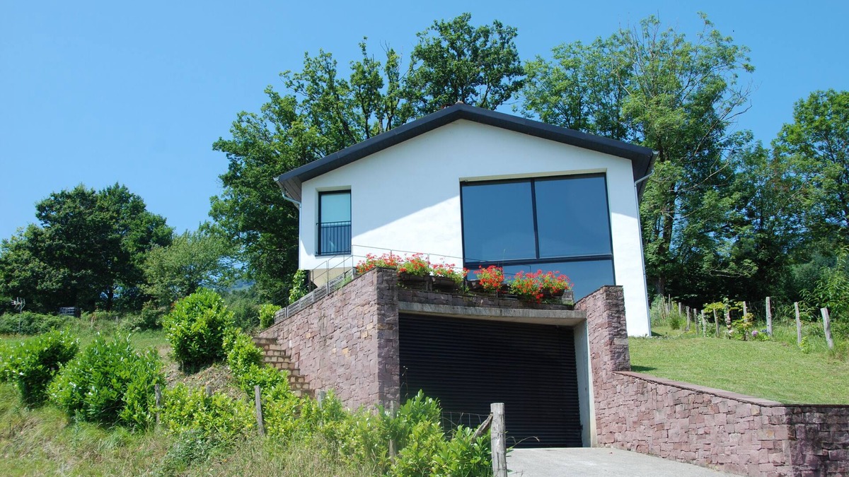Sumbilla House | Designed for big families who want to combine mountain, beach and tourism,