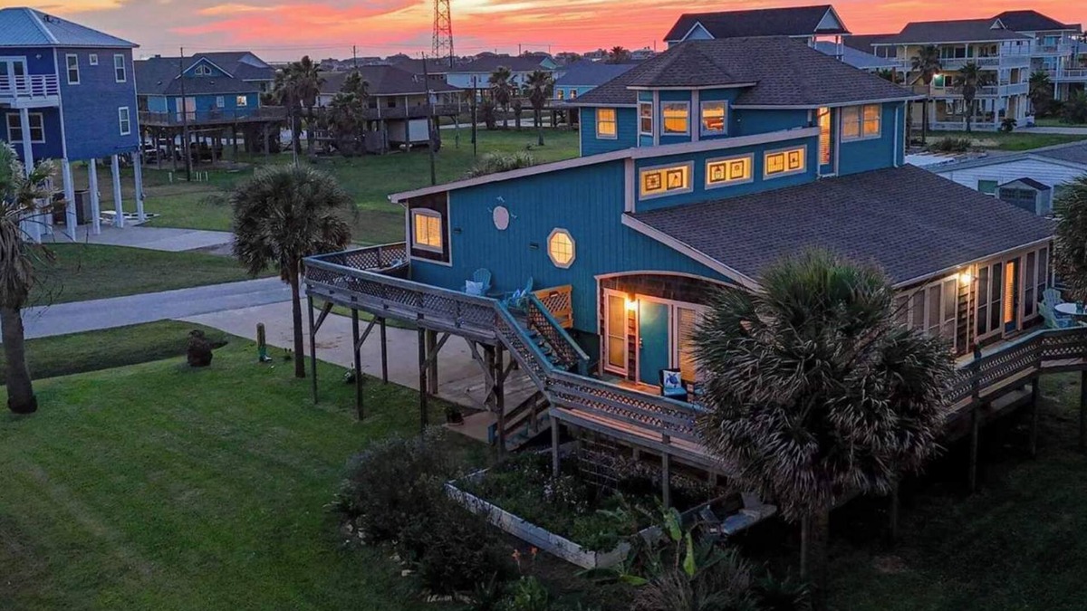 San Luis House | Designed for Family Beach Fun Incl Kiddo Domain!