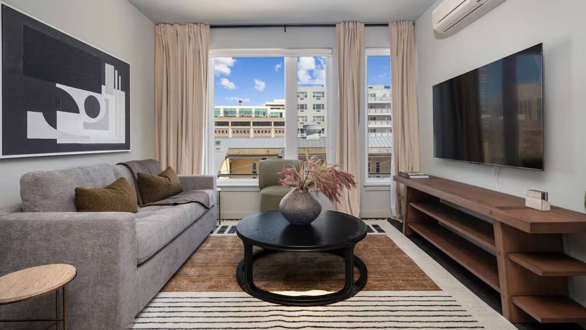 White Plains Apartment | Designer 2BR | Gym, Parking