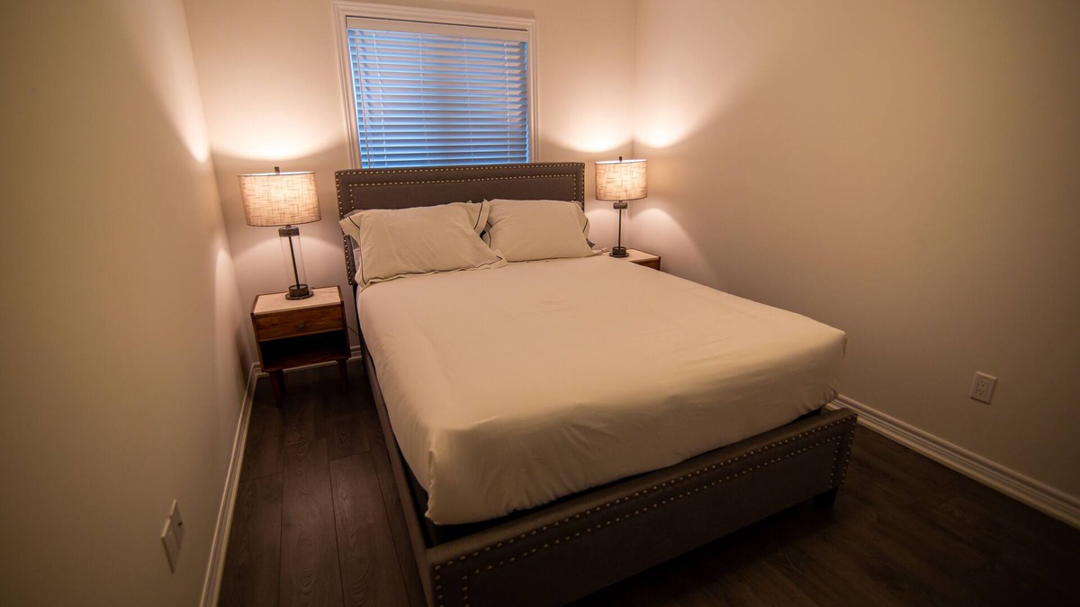 Grimsby House | Designer 3-Bedroom executive townhouse