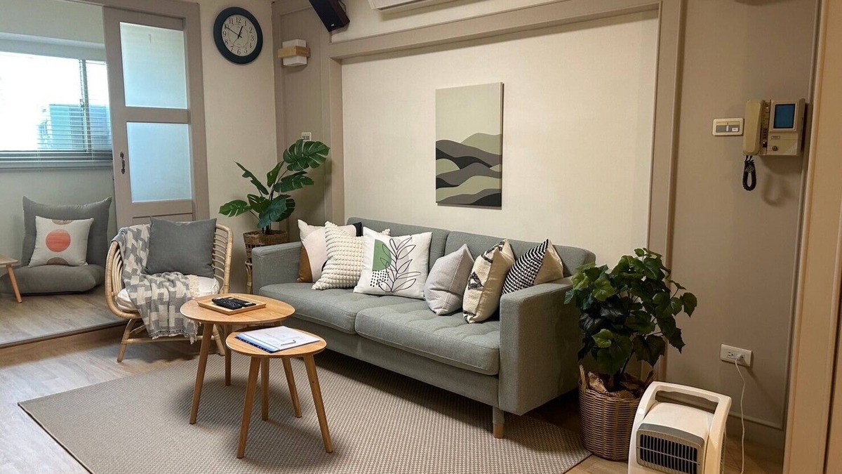Banqiao Apartment | Designer Apartment 750SF at Best Location New Taipei City