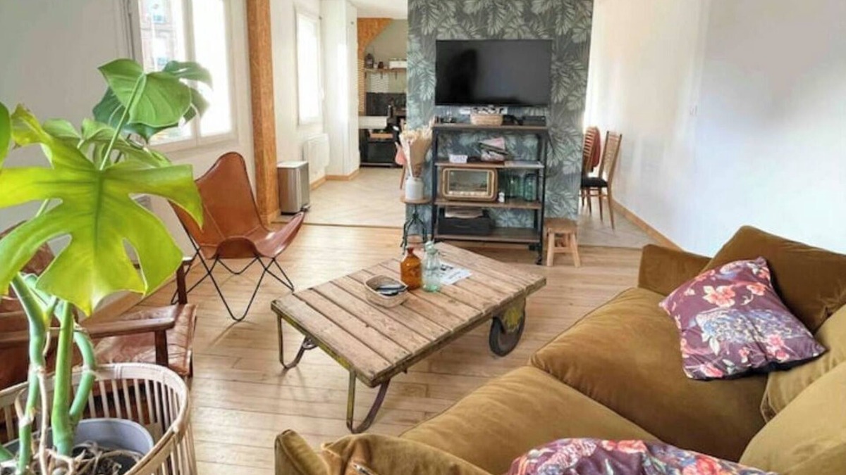 Saint-Charles du Port House | Designer apartment LeHavre| The docks, near the station