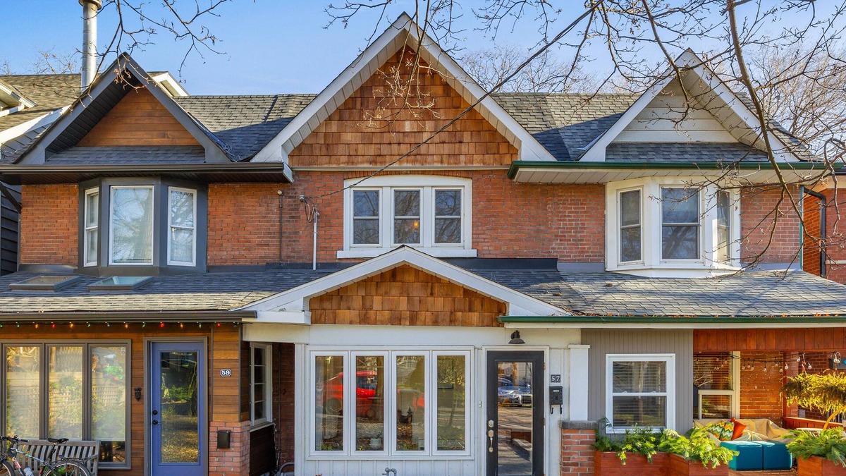 The Beaches House | Designer home in the heart of the Beaches