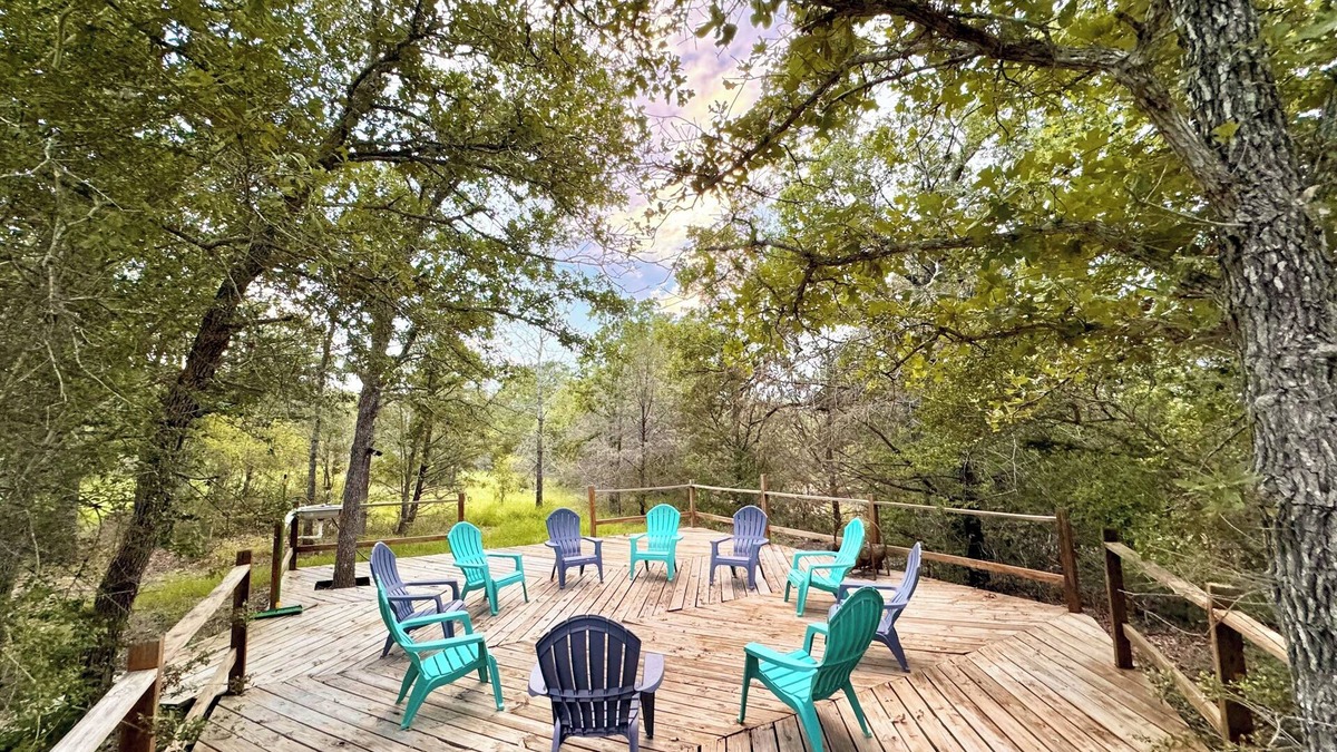 Wellborn House | Designer home on 10 private acres in College Station! Perfect for gatherings!