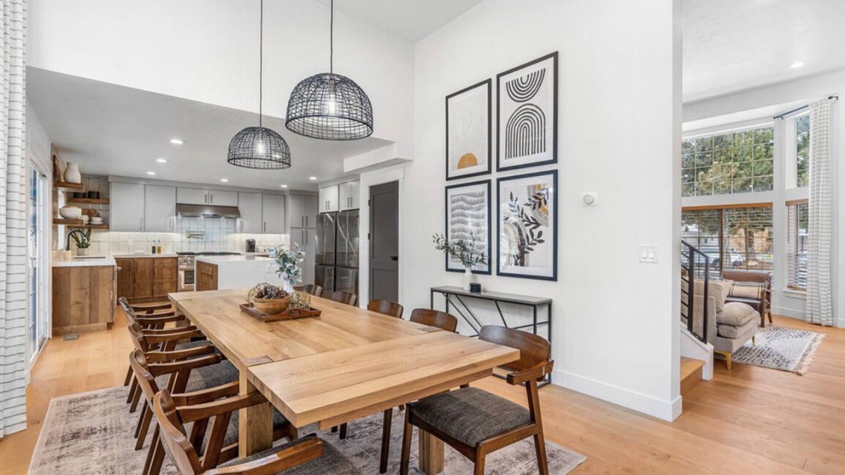 Orchard North House | Designer home with hot tub, 2 Masters, 4 full baths, close to Sundance, BYU, UVU