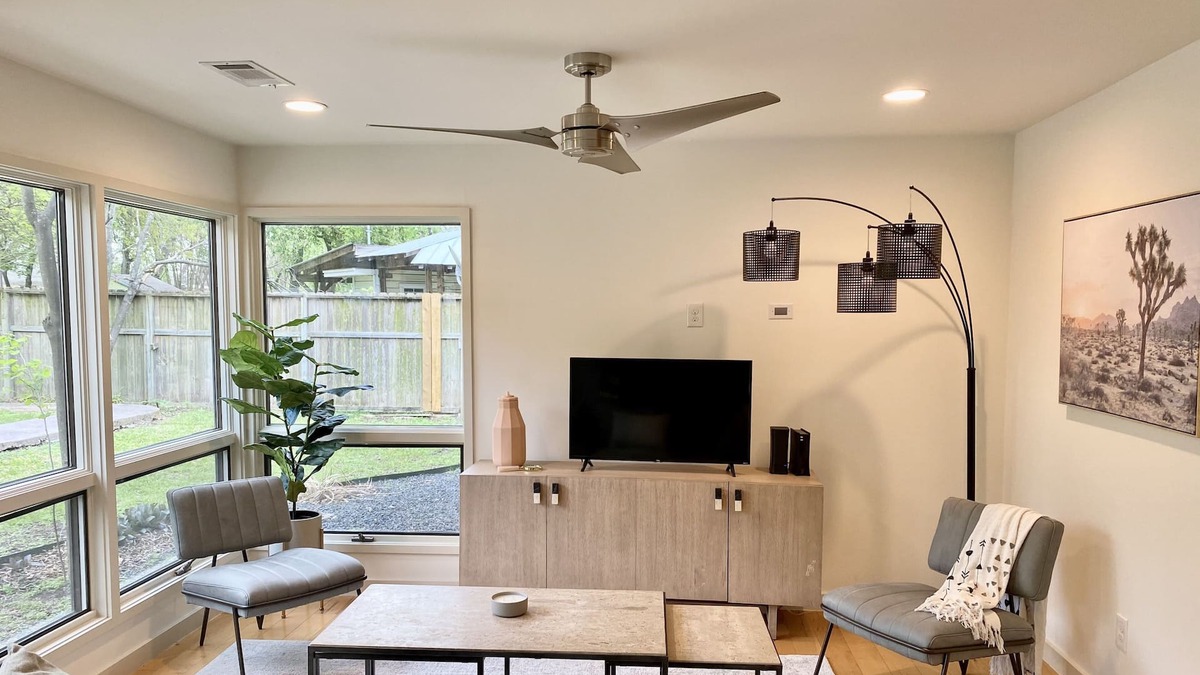 Highland House | Designer House in Central Austin