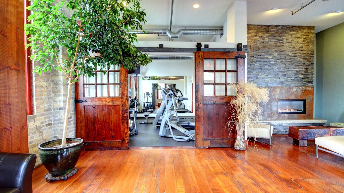 Dinkytown Apartment | Designer Lofts in Dinkytown: Small or Large Groups