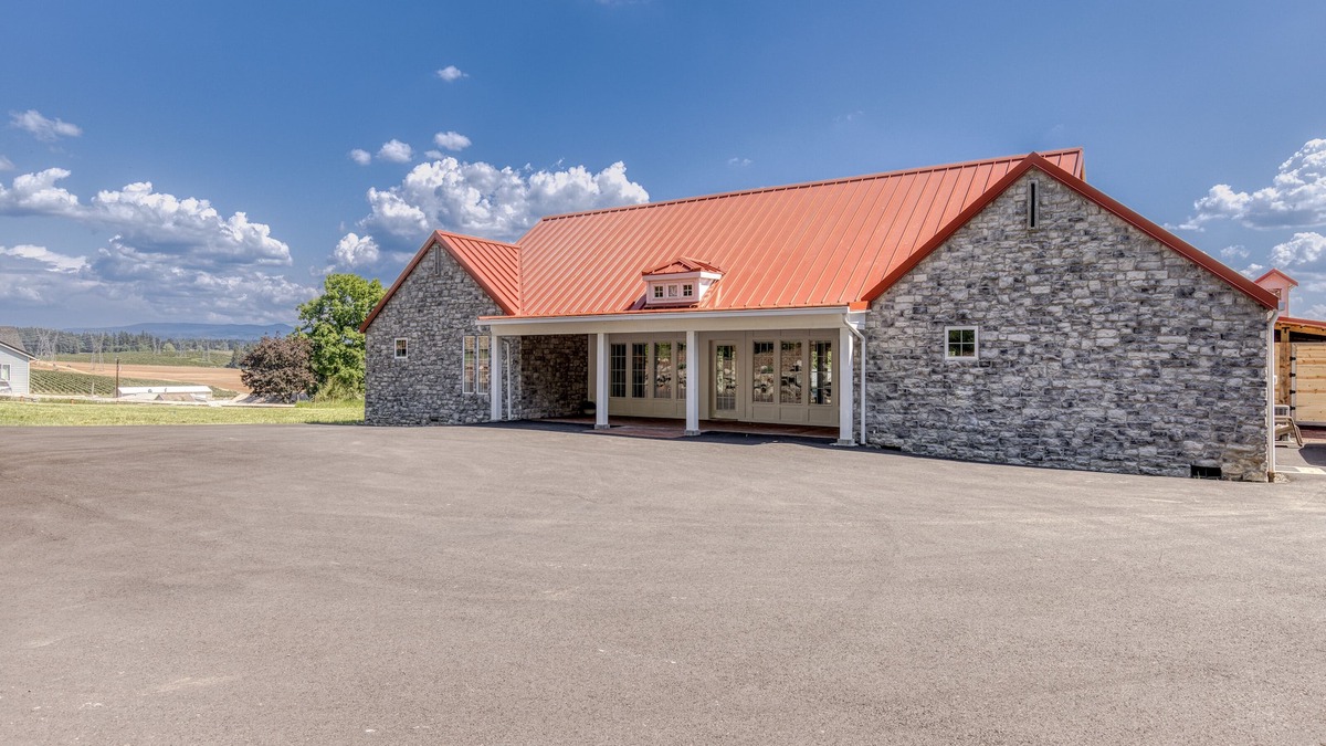 Carver Villa | Designer Newly Built Private Escape Indoor/Outdoor Modern Retreat Home