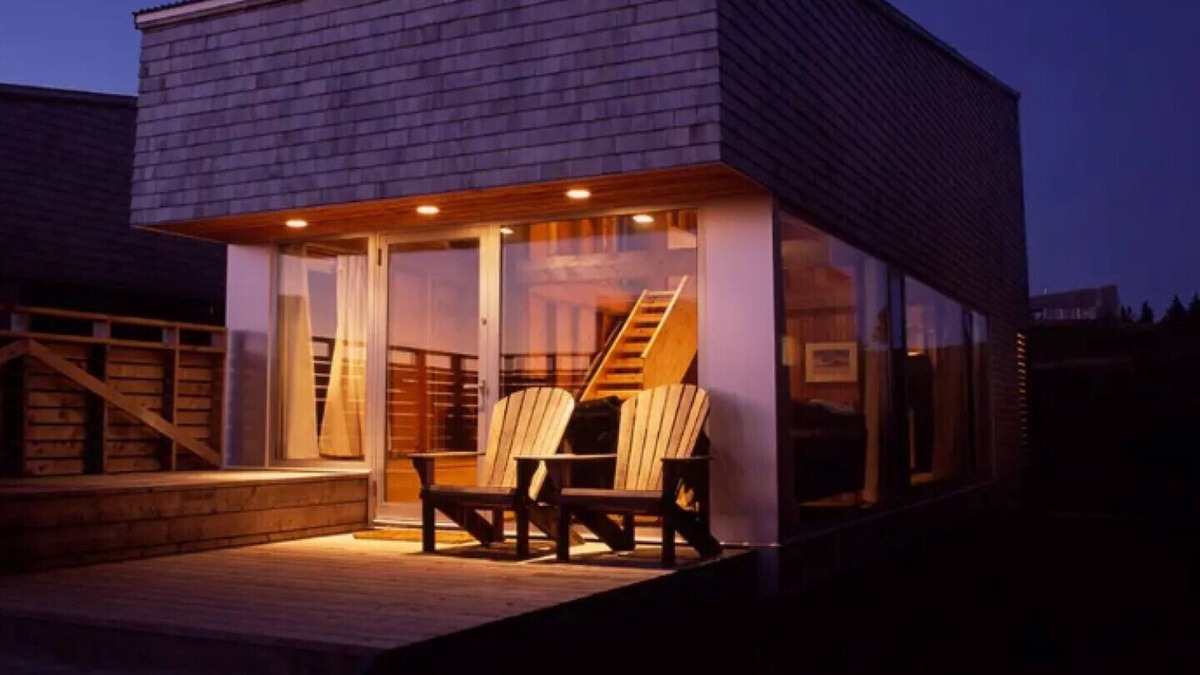 Upper Kingsburg House | Designer Seaside Cottages at Shobac Farm - Hirtle’s Cottage