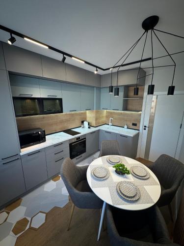 Odesos Apartment | Desire Luxury Apartment with private garage
