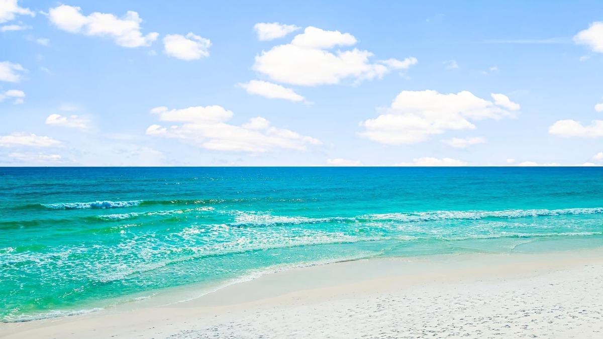 Gulf Pines House | Destin Beach House - Southern Comfort