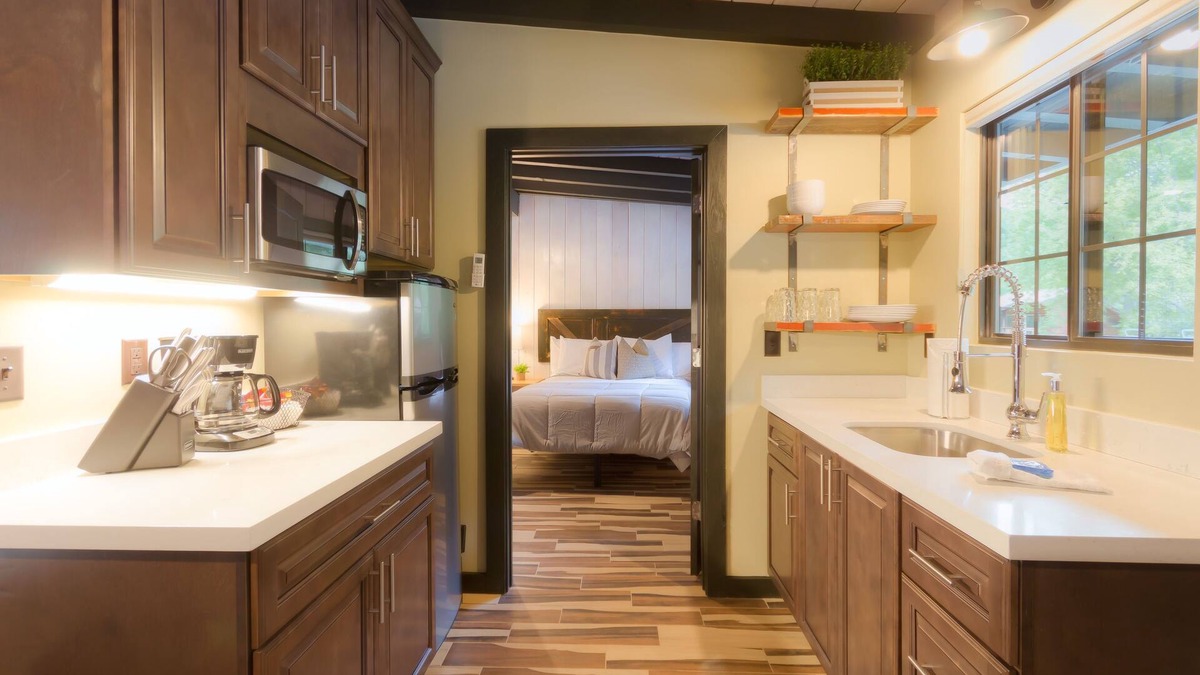 West Sedona Cabin | Destination Oak Creek 8 1 Bedroom Apts by RedAwning