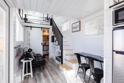 Apple Valley House | Destiny