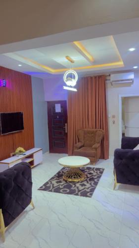 Warri Apartment | Destymond Apartment warri