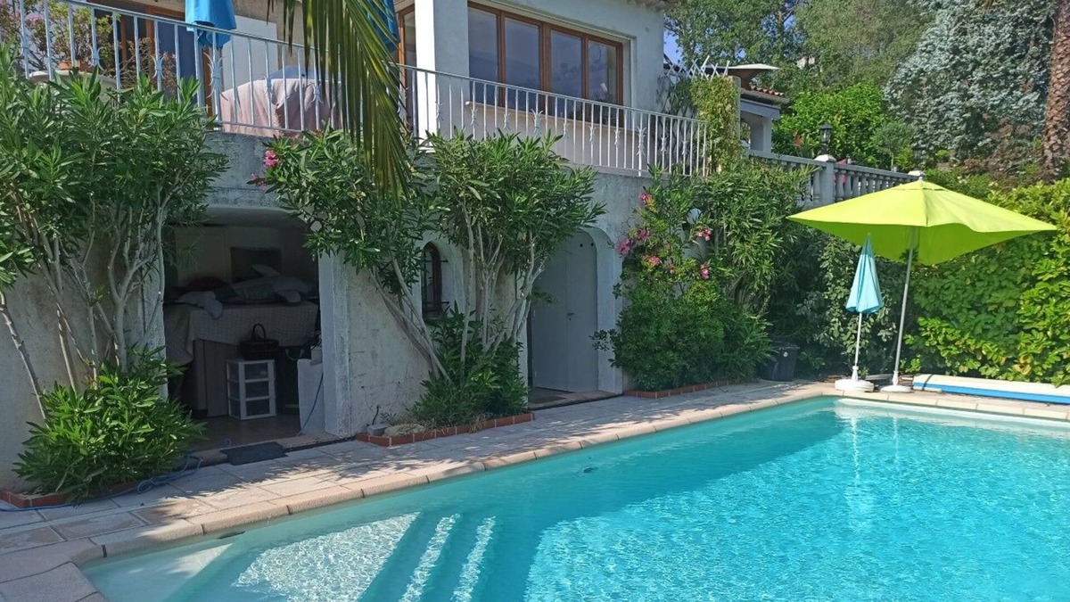 Les Adrets-de-l'Esterel Cabin | Detached house, private pool, breathtaking view of the Esterel,