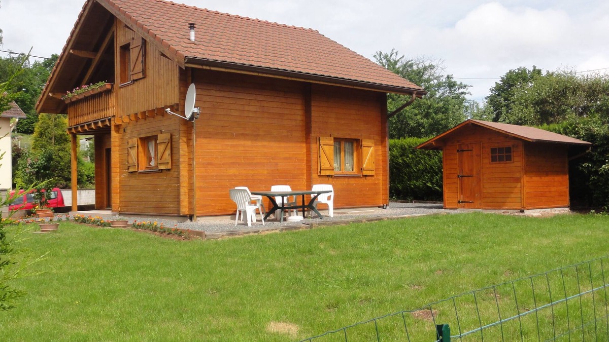 Saint-Michel-sur-Meurthe Ski Chalet | Detached chalet completely enclosed at the foot of the forest in a quiet hamlet