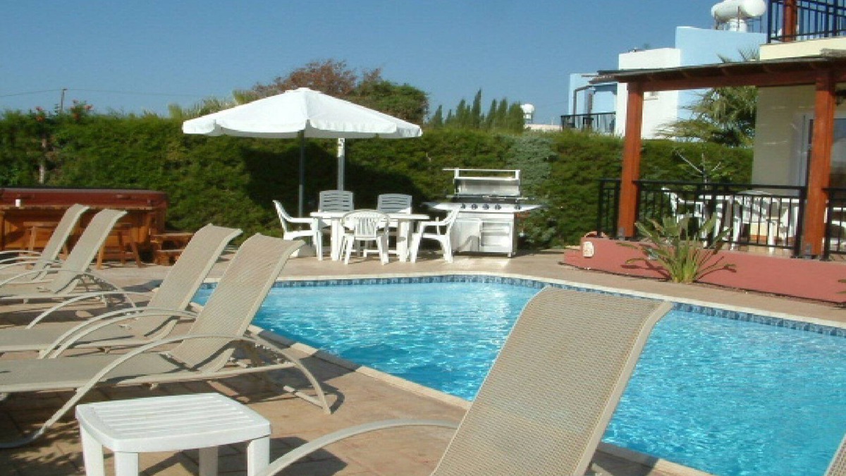 Koloni Villa | Detached 3 double bedroom villa with private heated pool in Paphos