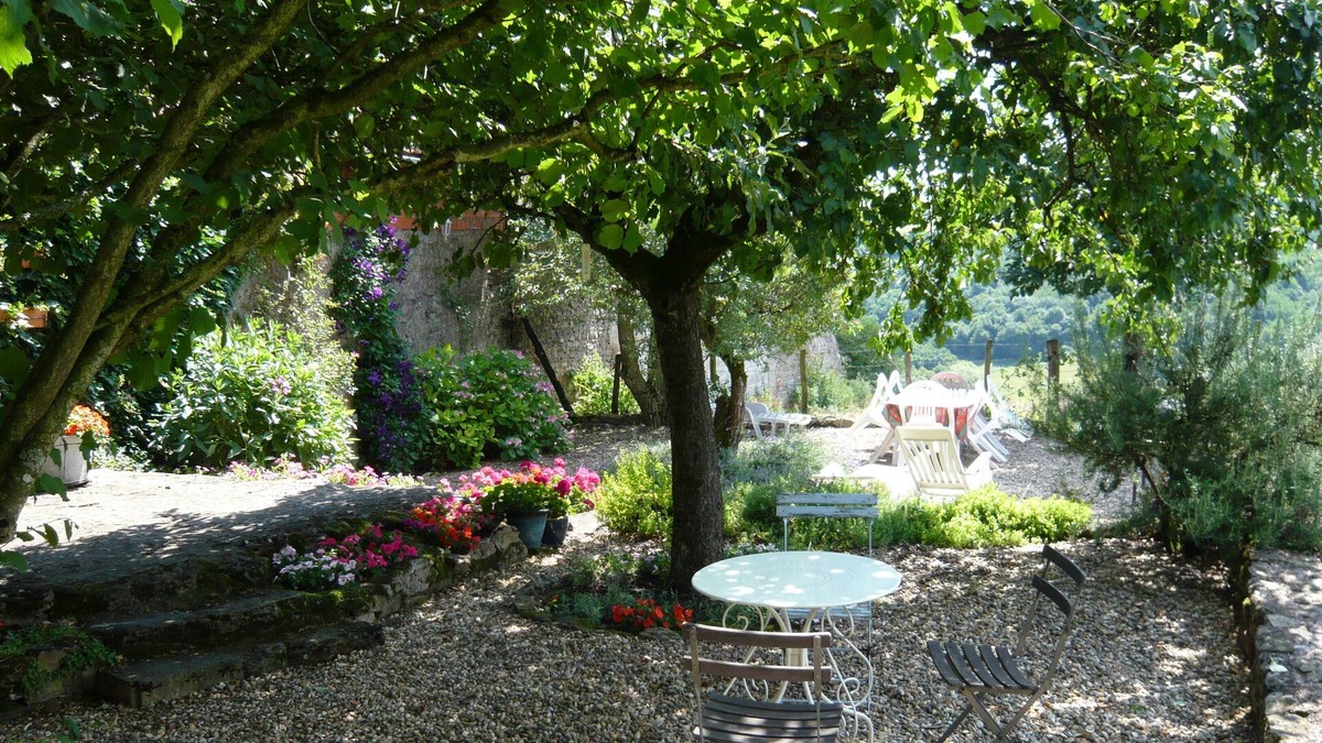 Saint-Jean-de-Trezy Other | Detached beamed Farmhouse in a tranquil setting among the Burgundy vineyards